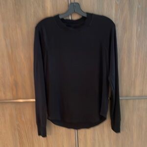 Splits 59 crewneck, long sleeve, black top size or small